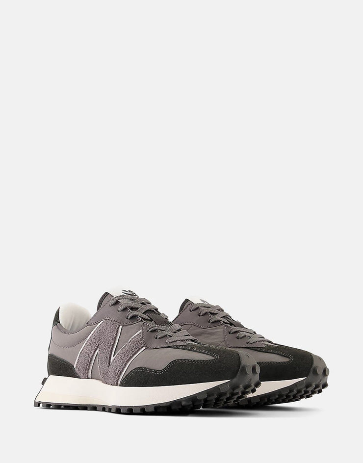 New Balance 327 Textured Sneaker